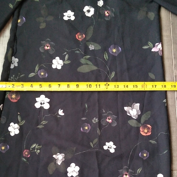 H&M Black Floral Long Sleeve Dress - Picture 6 of 9